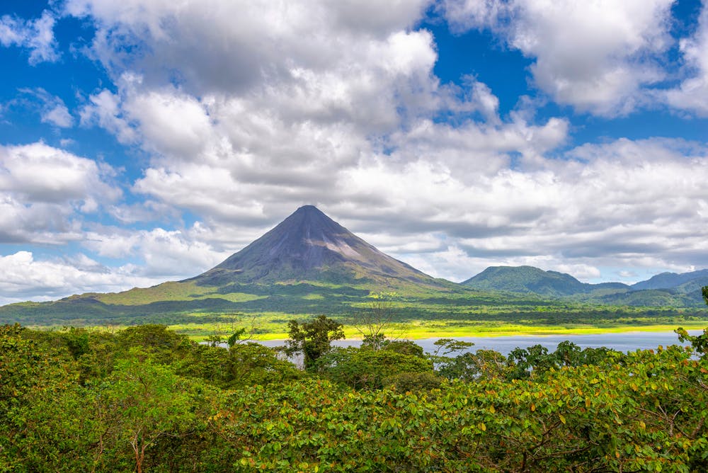 Tortuguero - Arenal Volcano 