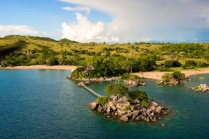 Kaya Mawa Island Lodge image 1