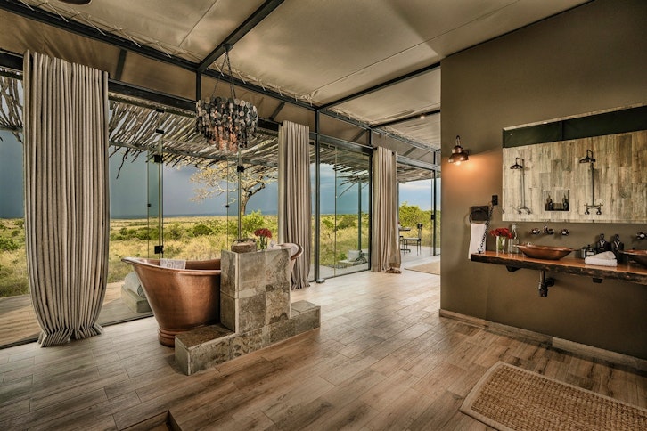 Accommodation of Nimali Mara