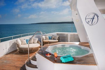 Quito - Galapagos Islands – Santa Cruz Island