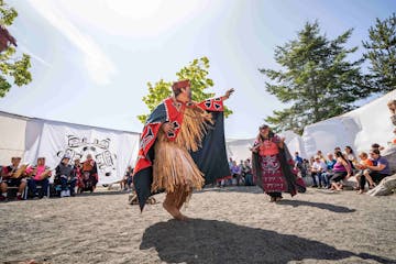 | Telegraph Cove to Alert Bay