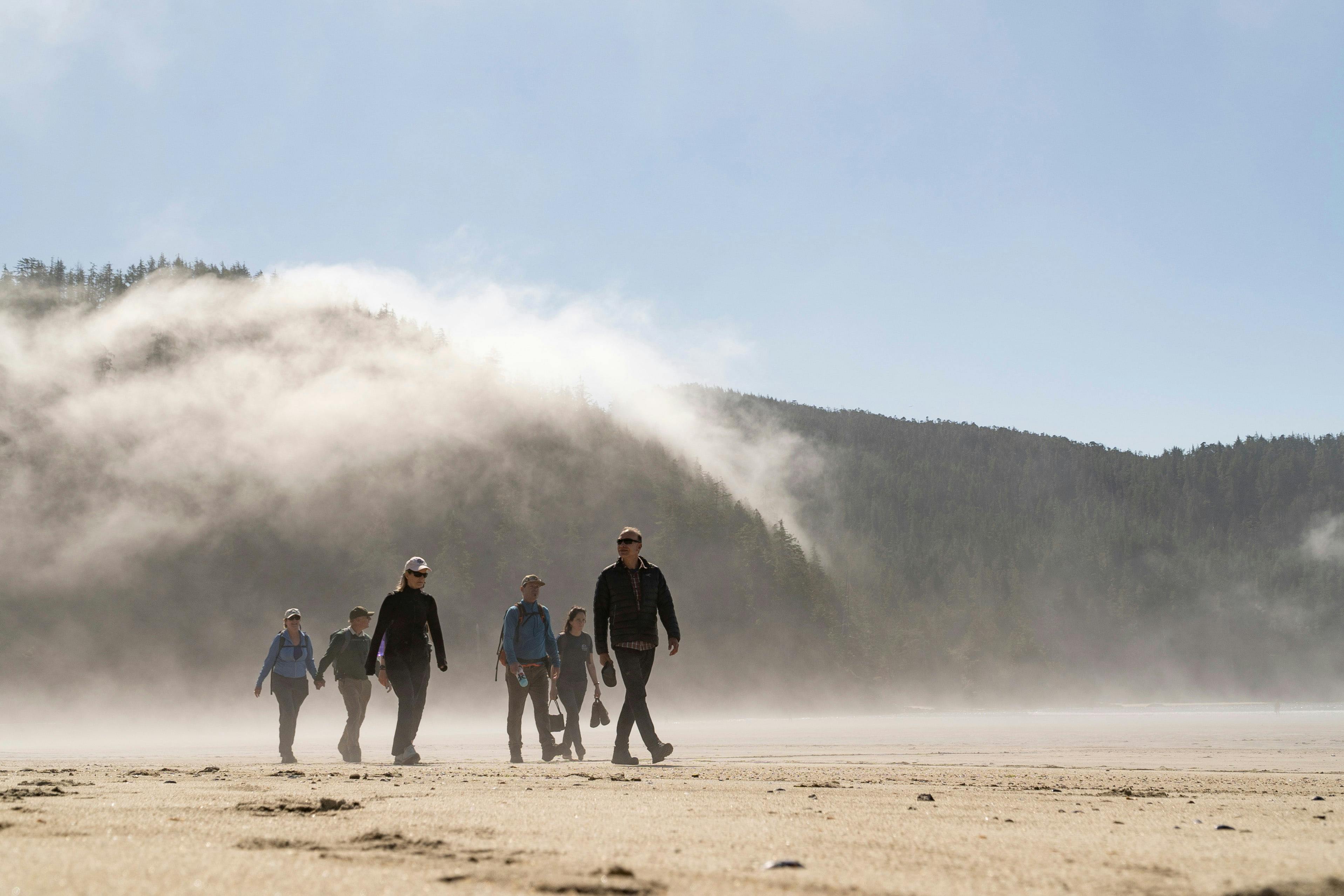 | San Josef Bay Tour