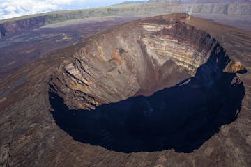 | Helicopter Tour & Cirque de Cilaos