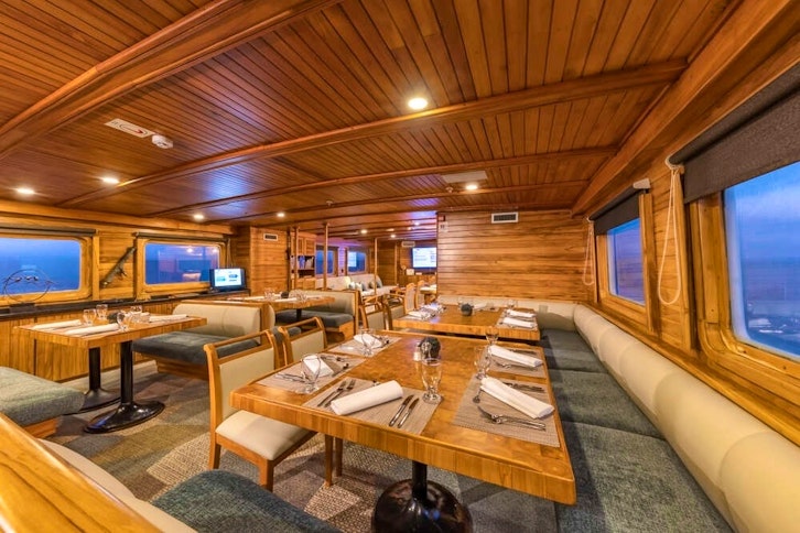 M/Y Coral I & Coral II 2