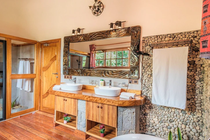 Bathroom, Ingagi Lodge, Volcanoes National Park, Rwanda