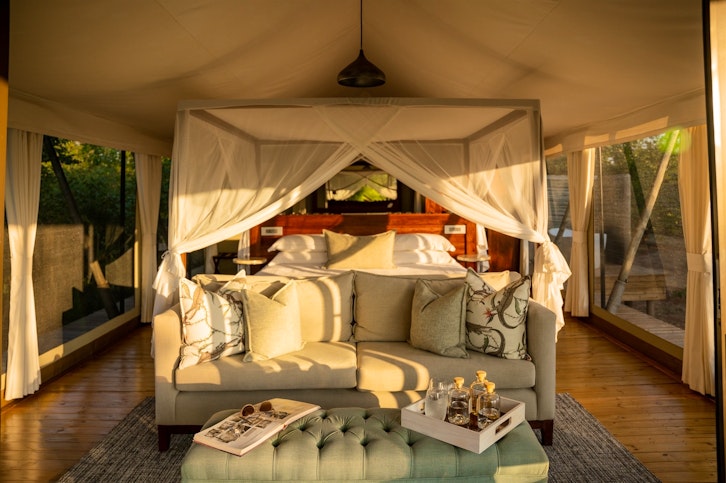 Island Suite, Fothergill Island, Zimbabwe