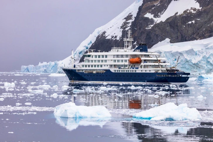 Hondius ship, Oceanwide Expeditions, Antarctica