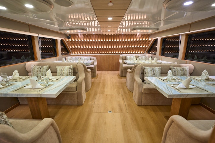 Monserrat Galapagos Yacht 3