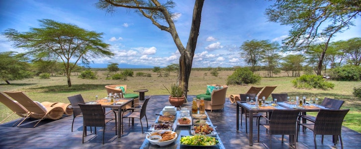 Lunch on deck, Solio Lodge, Laikipia, Kenya
