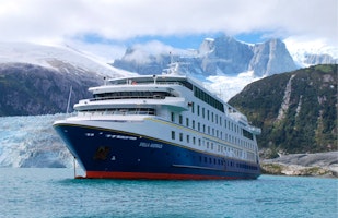 Australis Cruises image 1