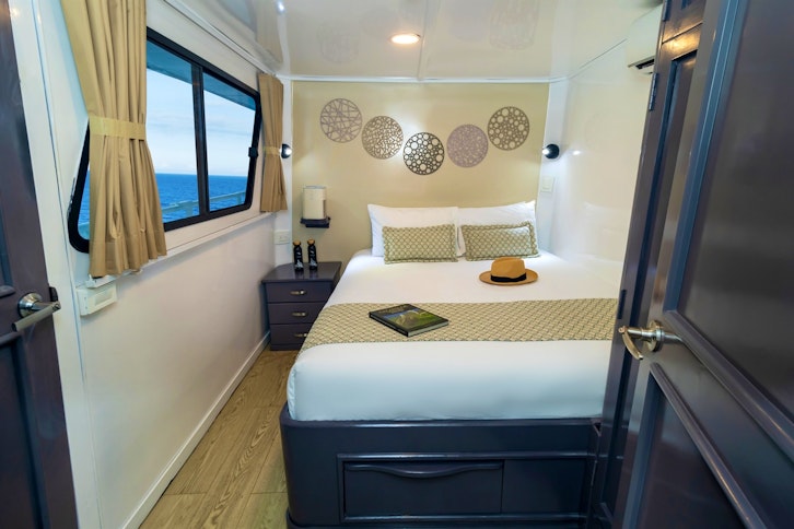 Monserrat Galapagos Yacht 1