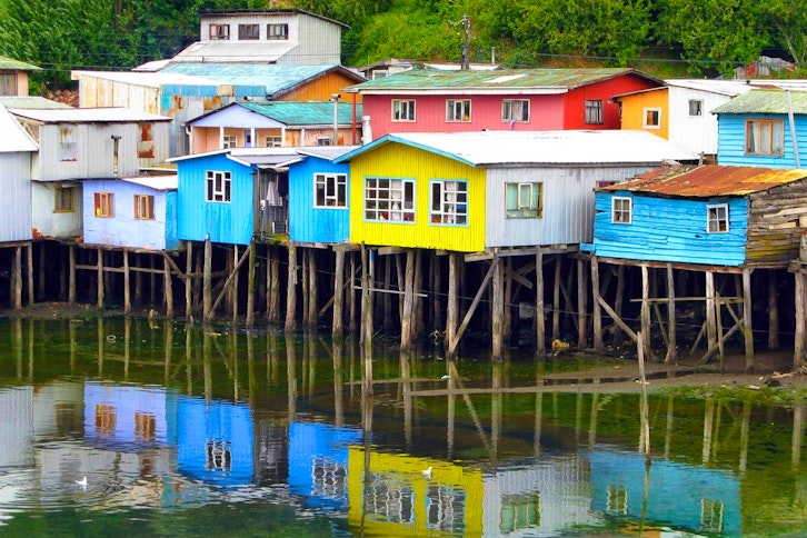 Castro and Dalcahue 2