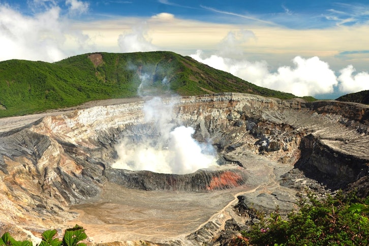 Doka, Poas & La Paz Waterfall Gardens 1