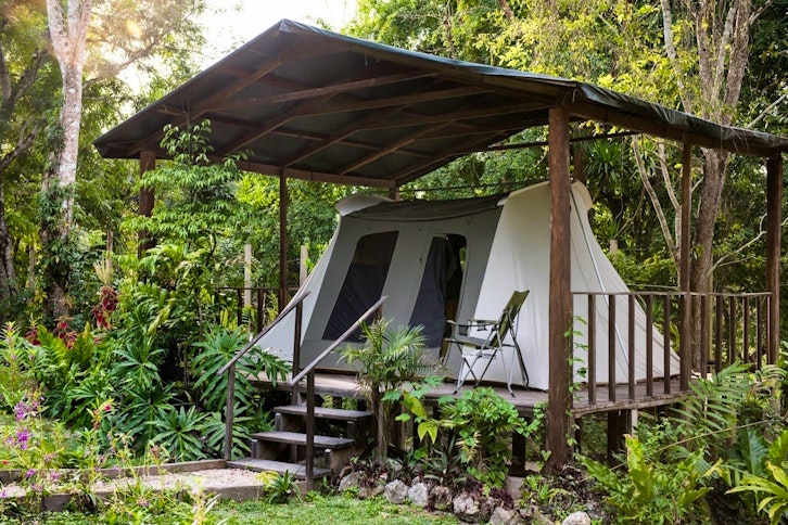 Uaxactun Camping & Tikal Tour 1