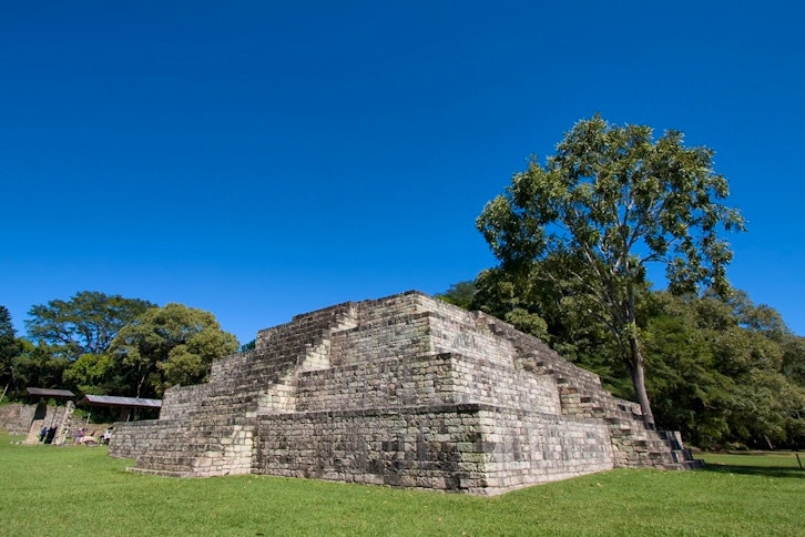 Copan by Foot 2