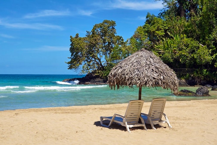 Cavern explorations, Coral Cay & Frog Beach 1