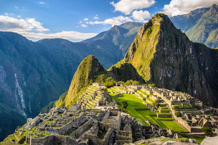 Short Inca Trail to Machu Picchu 4