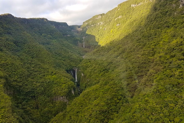 Helicopter flight over Reunion Island 3