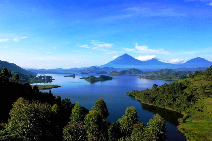 Lake Mutanda Canoe Trip 1
