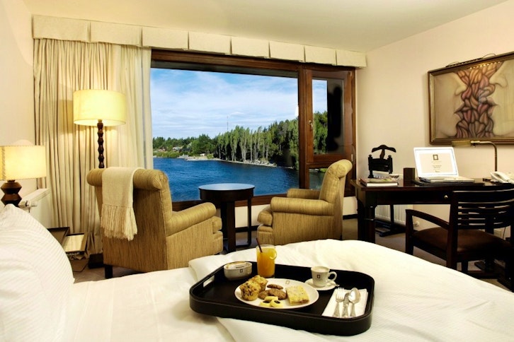 El Casco Art Hotel, lake view room