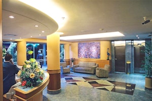 Windsor Martinique image 1