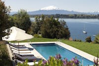 Hotel Patagonico, Pool overlooking the volcano