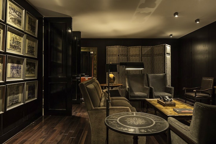 The Singular Santiago