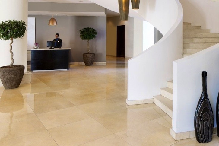 Radisson Blu Hotel 5