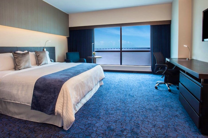 Wyndham room