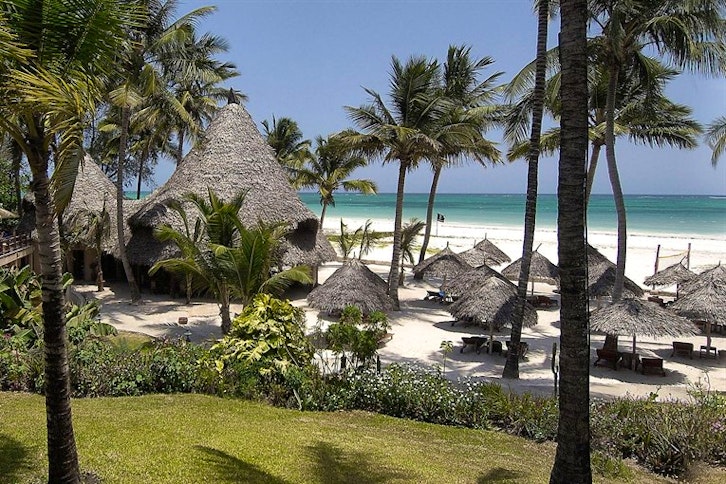 Pinewood Beach Resort & Spa 1