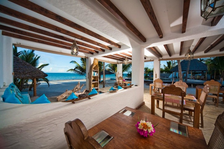 Waterlovers Beach Resort 5