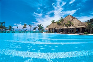 Dinarobin Hotel Golf & Spa image 1