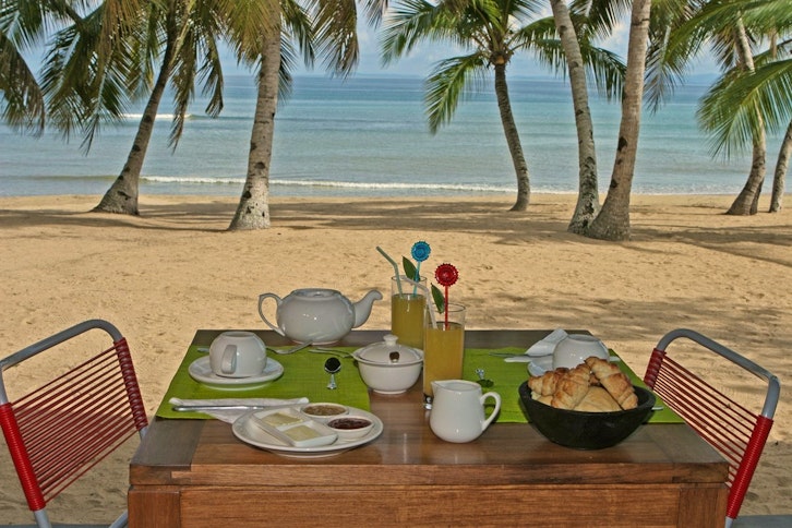 Breakfast at the beach