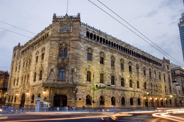 Hampton Inn & Suites by Hilton