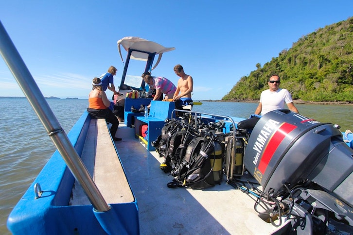 Setting off on a scuba diving excursion