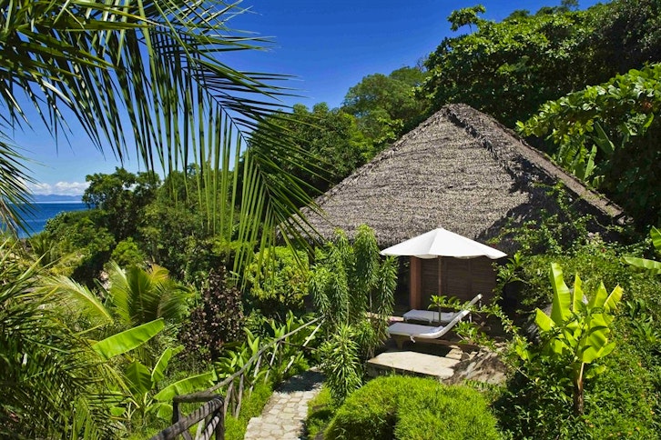 Tsara Komba - private sunloungers