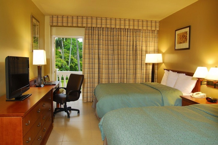 Country Inn & Suites 