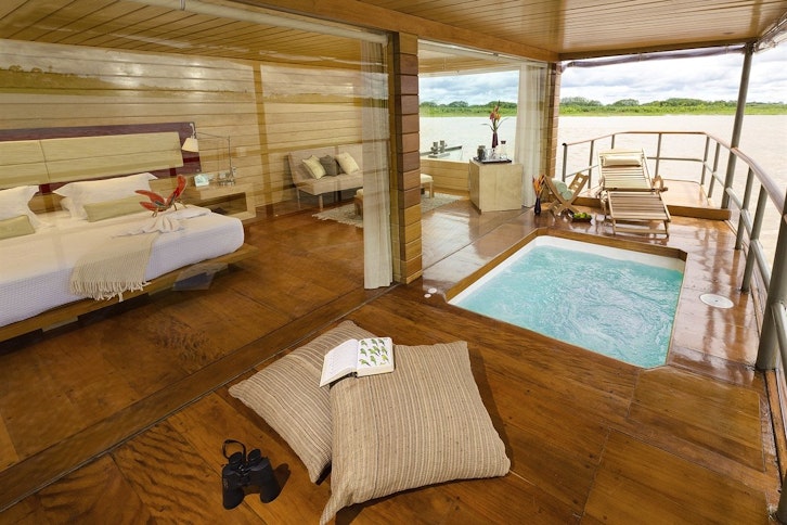 Delfin I, Deluxe Master Suite