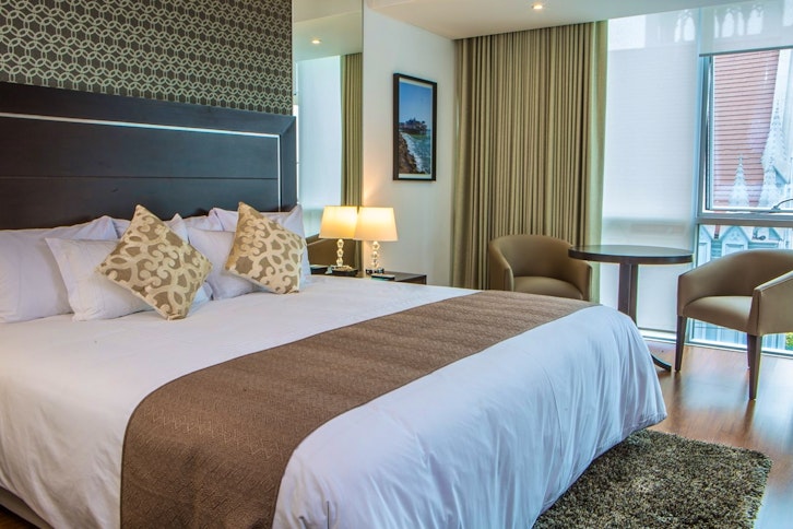 Jose Antonio Deluxe 1