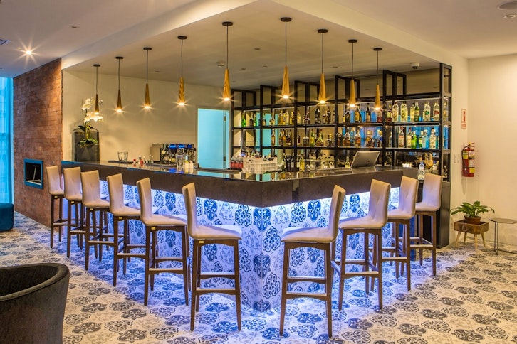 Jose Antonio Deluxe 4