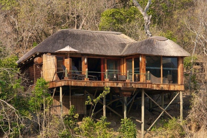 Serena Mivumo River Lodge