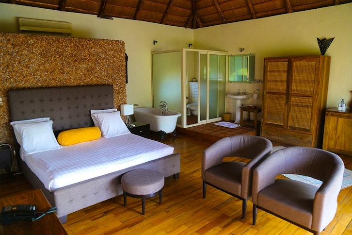 Le Petit Village Hotel 2