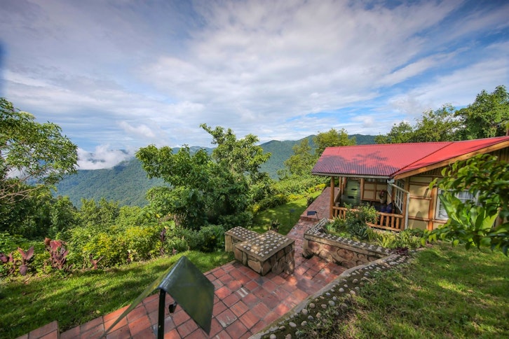 Nkuringo Bwindi Gorilla Lodge 2