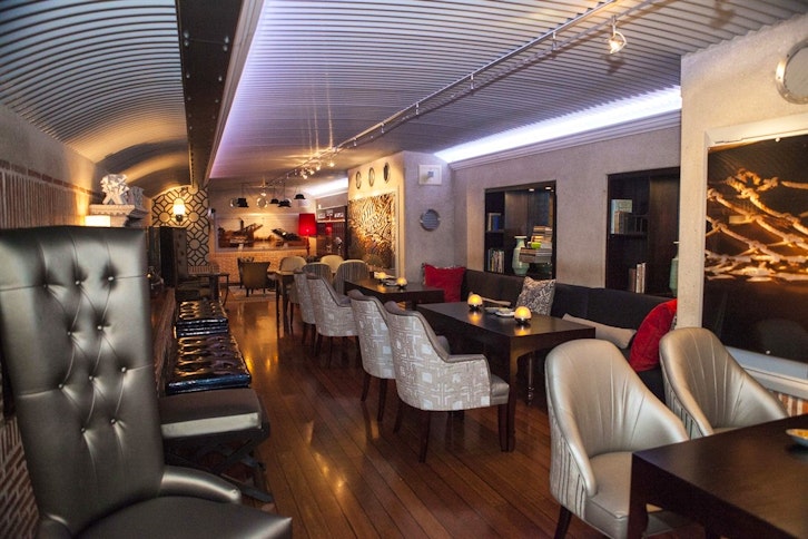 Cape Grace Bascule Lounge