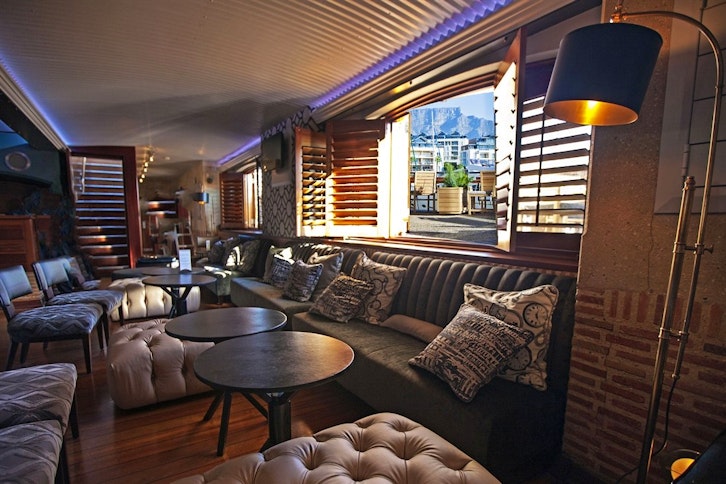 Cape Grace Bascule Bar