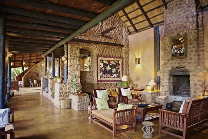 Stanley Safari Lodge Lounge