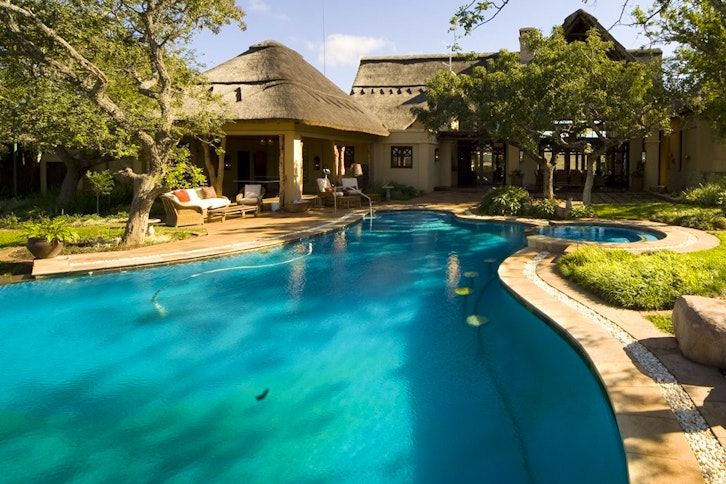 Thanda Bush Villa Sala