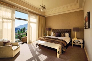 The Clarendon Fresnaye image 1